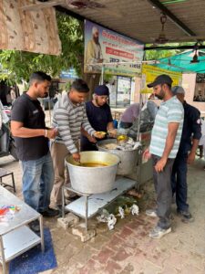ਵਟ ਪੂਰਨੀਮਾ ਅਤੇ ਕਬੀਰ ਜਯੰਤੀ ਮੌਕੇ ਲਗਾਇਆ ਅਤੁੱਟ ਲੰਗਰ; ਵਾਤਾਵਰਣ ਦੀ ਸੰਭਾਲ ਲਈ ਲਗਾਏ 21 ਪੌਦੇ