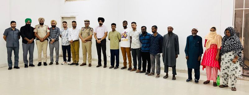 Amritsar Central Jail ਦੇ ਟਰਾਂਜ਼ਿਟ ਕੈਂਪ ਵਿੱਚ ਰਹਿ ਰਹੇ 9 ਬੰਗਲਾਦੇਸ਼ੀ ਨਾਗਰਿਕਾਂ ਦੀ ਵਤਨ ਵਾਪਸੀ