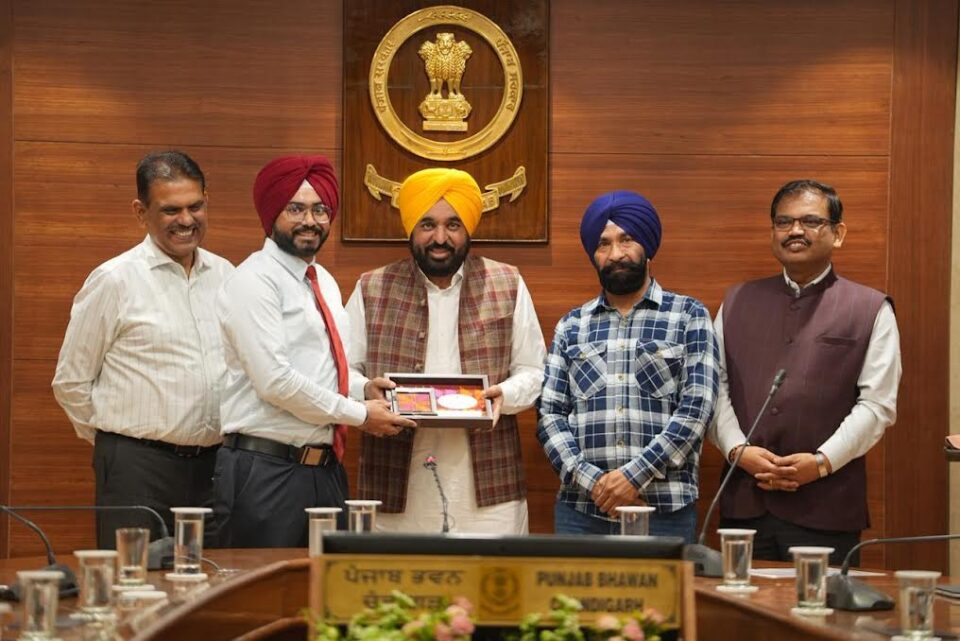 ਪੰਜਾਬ ਸਰਕਾਰ ਸਿੱਖਿਆ ਖੇਤਰ ਨੂੰ ਹੋਰ ਮਜ਼ਬੂਤ ਕਰਨ ਲਈ ਵਚਨਬੱਧ, ਹਰ ਬੱਚੇ ਨੂੰ ਸਫ਼ਲ ਹੋਣ ਲਈ ਬਰਾਬਰ ਮੌਕੇ ਯਕੀਨੀ ਬਣਾਏ ਜਾ ਰਹੇ ਹਨ