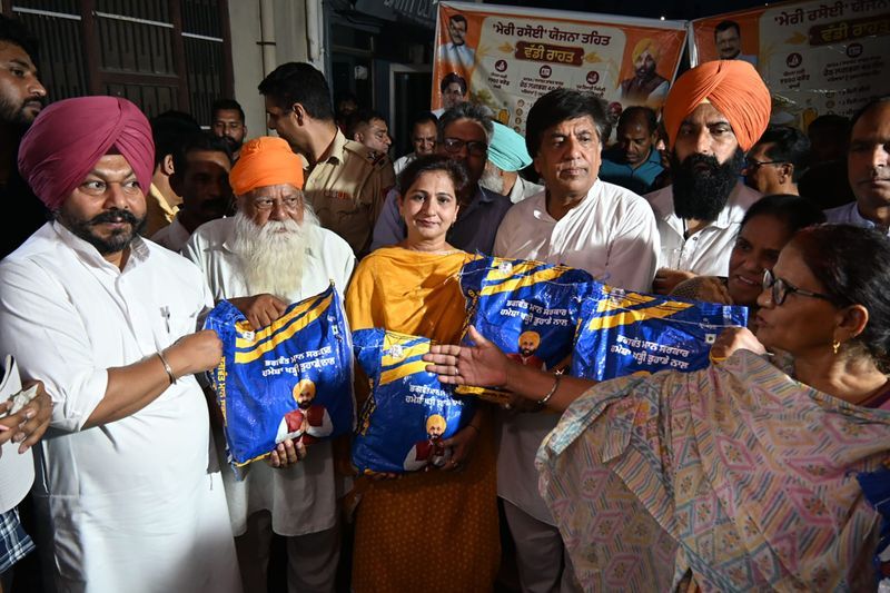 'ਮੇਰੀ ਰਸੋਈ ਯੋਜਨਾ' ਦੀ ਵੱਡੀ ਸਫ਼ਲਤਾ: 40 ਲੱਖ ਪਰਿਵਾਰਾਂ ਦੇ ਘਰਾਂ ਤੱਕ ਪਹੁੰਚੀ ਰਾਹਤ
