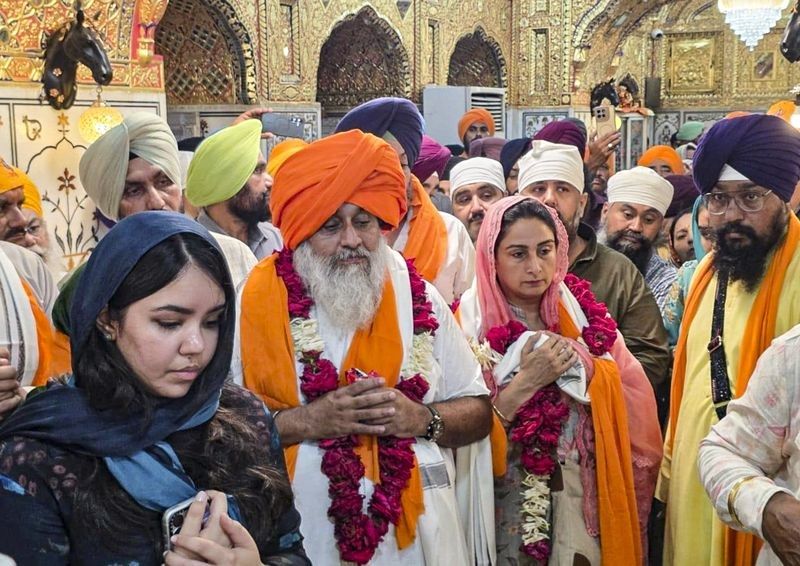 PM ਨਰਿੰਦਰ ਮੋਦੀ ਨੇ ਹਰਸਿਮਰਤ ਕੌਰ ਨਾਲ ਗੱਲਬਾਤ ਕਰਕੇ ਸੁਖਬੀਰ ਸਿੰਘ ਬਾਦਲ ਦੀ ਖ਼ੈਰੀਅਤ ਪੁੱਛੀ