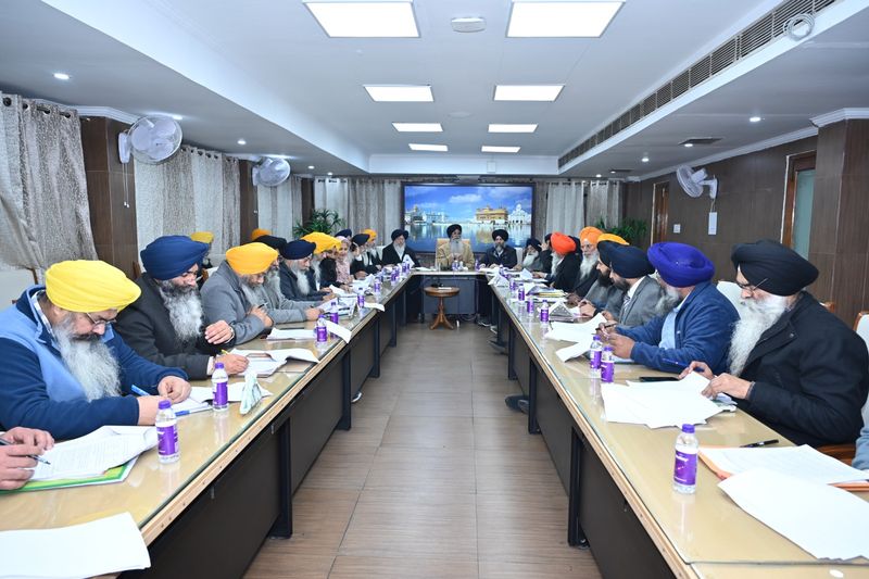 ਨਿੱਜੀ ਚੈਨਲ ਵੱਲੋਂ ਸ਼੍ਰੋਮਣੀ ਕਮੇਟੀ ਨੂੰ ਗੁਰਬਾਣੀ ਦੇ ਸਿੱਧੇ ਪ੍ਰਸਾਰਨ ਦੀ ਪ੍ਰਵਾਨਗੀ ਦੇਣ ਦੀ ਅਪੀਲ