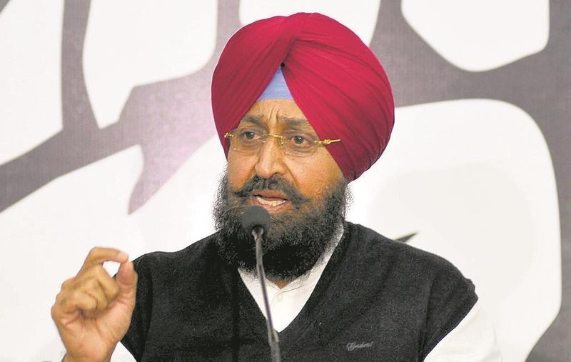 ਪ੍ਰਤਾਪ ਸਿੰਘ ਬਾਜਵਾ ਵੱਲੋਂ ਵਿਧਾਇਕਾਂ ਨਾਲ ਅਹਿਮ ਮੀਟਿੰਗ, ਸਿਆਸੀ ਗਲਿਆਰਿਆਂ 'ਚ ਚਰਚਾਵਾਂ ਦਾ ਬਾਜ਼ਾਰ ਗਰਮ