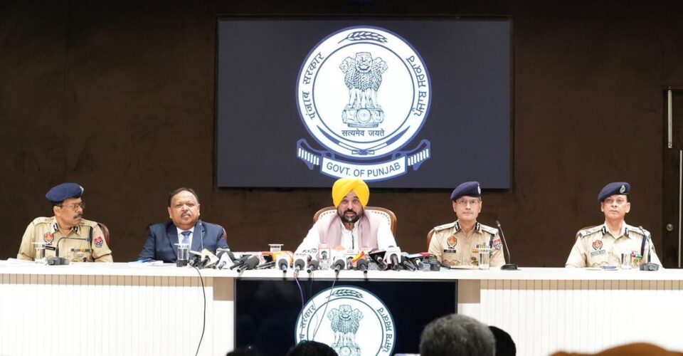 ਗੈਂਗਸਟਰਾਂ ਨੂੰ ਪਾਲਣ ਵਾਲੇ ਅਕਾਲੀ ਦਲ ਅਤੇ ਕਾਂਗਰਸ ਨੂੰ ਕਾਨੂੰਨ ਵਿਵਸਥਾ 'ਤੇ ਬੋਲਣ ਦਾ ਕੋਈ ਹੱਕ ਨਹੀਂ