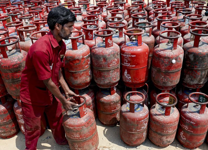1 ਅਕਤੂਬਰ ਤੋਂ ਬਦਲਣਗੇ LPG ਗੈਸ ਸਿਲੰਡਰ ਦੇ ਨਿਯਮ: ਸਬਸਿਡੀ ਲਈ ਈ-ਕੇਵਾਈਸੀ (e-KYC) ਜ਼ਰੂਰੀ