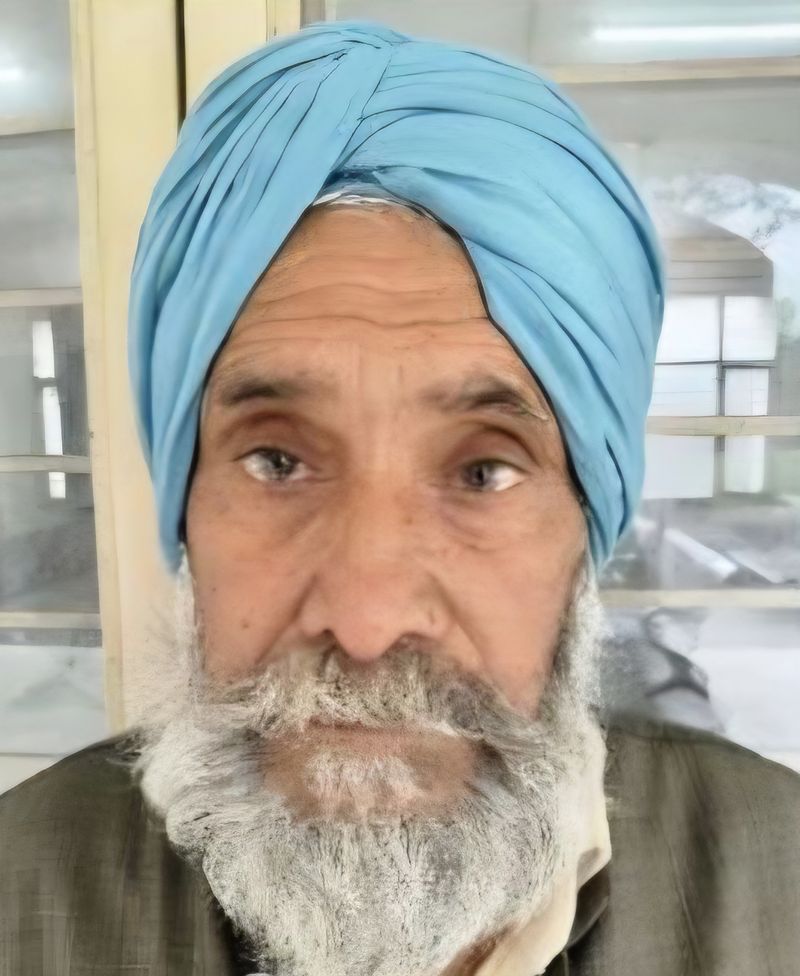 ਗਾਇਕ ਗੁਲਾਬ ਸਿੱਧੂ ਗੋਲੀਬਾਰੀ ਕਾਂਡ: ਸਿੱਧੂ ਮੂਸੇਵਾਲਾ ਦੇ ਸਾਬਕਾ ਮੈਨੇਜਰ ਦਾ ਪਿਤਾ ਚੜ੍ਹਿਆ ਪੁਲਿਸ ਚੜ੍ਹੇ