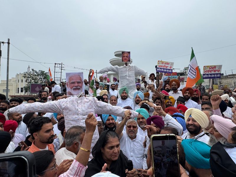 ਵੋਟਰ ਸੂਚੀਆਂ ’ਚ ਗੜਬੜੀ ਖ਼ਿਲਾਫ਼ ਪ੍ਰਦਰਸ਼ਨ