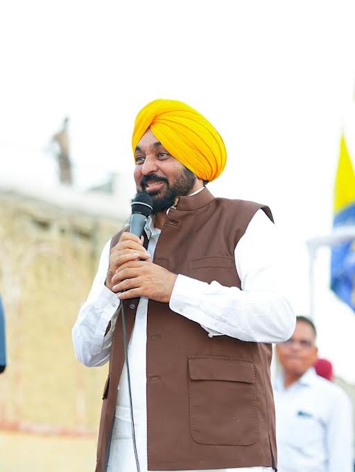 ਮੈਨੂੰ ਝੂਠਾ ਬਦਨਾਮ ਕਰਕੇ ਪੰਜਾਬ ਨੂੰ ਲੁੱਟਣ ਦਾ ਮੌਕਾ ਭਾਲ ਰਹੇ ਨੇ ਵਿਰੋਧੀ-ਭਗਵੰਤ ਸਿੰਘ ਮਾਨ