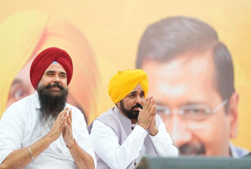ਸਾਰੇ ਵਿਰੋਧੀ ਕੁਰਸੀ ਲਈ ਲੜ ਰਹੇ ਹਨ, ਮੈਂ ਮਿਆਰੀ ਸਿੱਖਿਆ, ਸਿਹਤ ਸੰਭਾਲ, ਸੜਕਾਂ, ਬਿਜਲੀ ਅਤੇ ਪਾਣੀ ਲਈ ਲੜ ਰਿਹਾ ਹਾਂ
