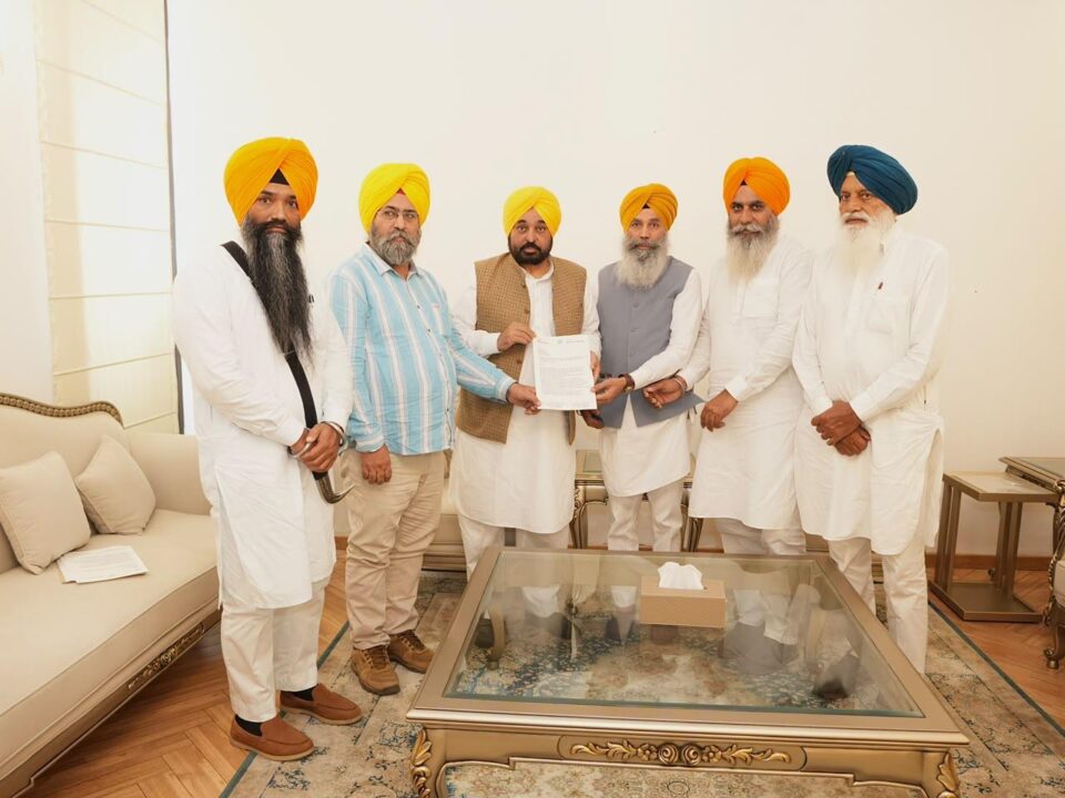 ਸ਼੍ਰੋਮਣੀ ਕਮੇਟੀ ਮੈਂਬਰ ਅਮਰਜੀਤ ਸਿੰਘ ਚਾਵਲਾ ਵਿਰੁੱਧ ਦਰਜ ਐਫ.ਆਈ.ਆਰ. ਅਤੇ ਸ੍ਰੀ ਅਨੰਦਪੁਰ ਸਾਹਿਬ ਦੇ ਪੂਰੇ ਘਟਨਾਕ੍ਰਮ ਦੀ ਜਾਂਚ ਕਰੇਗੀ ਐਸ.ਆਈ.ਟੀ.