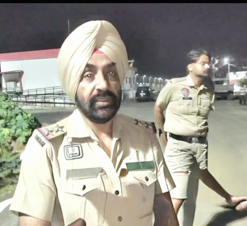 ਮਾਮੂਲੀ ਤਕਰਾਰ ਨੇ ਧਾਰਿਆ ਖ਼ੂਨੀ ਰੂਪ: ਅੰਨ੍ਹੇਵਾਹ ਚੱਲੀਆਂ ਗੋਲੀਆਂ, ਨੌਜਵਾਨ ਗੰਭੀਰ ਜ਼ਖ਼ਮੀ