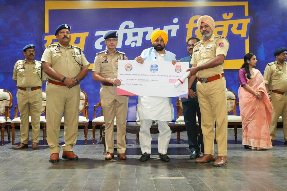 ਅੱਜ ਪੂਰੇ ਪੰਜਾਬ ਵਿੱਚ ‘ਯੁੱਧ ਨਸ਼ਿਆਂ ਵਿਰੁੱਧ’ ਮੁਹਿੰਮ ਲੋਕ ਲਹਿਰ ਬਣ ਚੁੱਕੀ ਹੈ
