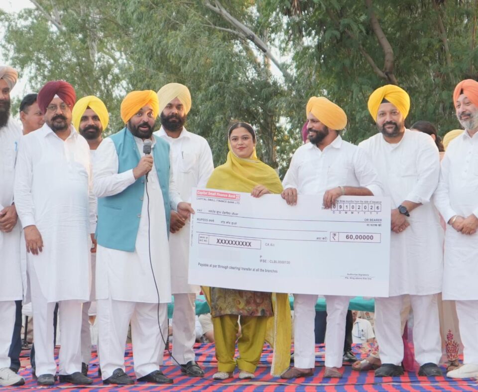 ਮੇਰੇ ਘਰ ਦੇ ਦਰਵਾਜ਼ੇ ਪੰਜਾਬ ਦੇ ਲੋਕਾਂ ਲਈ ਹਮੇਸ਼ਾ ਖੁੱਲ੍ਹੇ ਹਨ ਅਤੇ ਹਮੇਸ਼ਾ ਖੁੱਲ੍ਹੇ ਰਹਿਣਗੇ