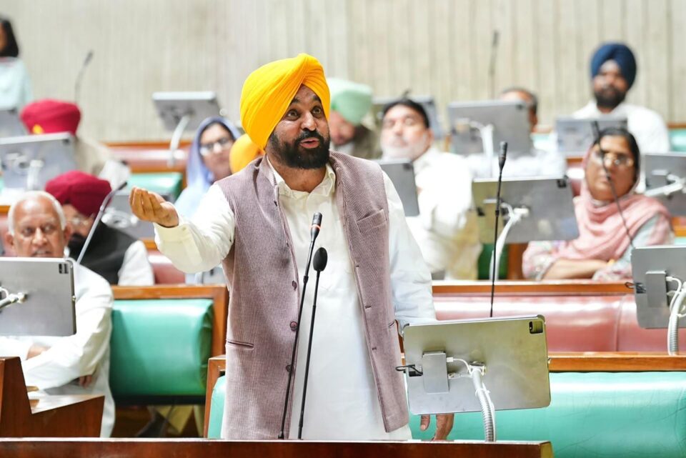 ਖੇਤਾਂ ਤੱਕ ਨਹਿਰੀ ਪਾਣੀ ਪਹੁੰਚਾਉਣ ਲਈ 14,000 ਕਿਲੋਮੀਟਰ ਜ਼ਮੀਨਦੋਜ਼ ਪਾਈਪਲਾਈਨਾਂ ਵਿਛਾਈਆਂ
